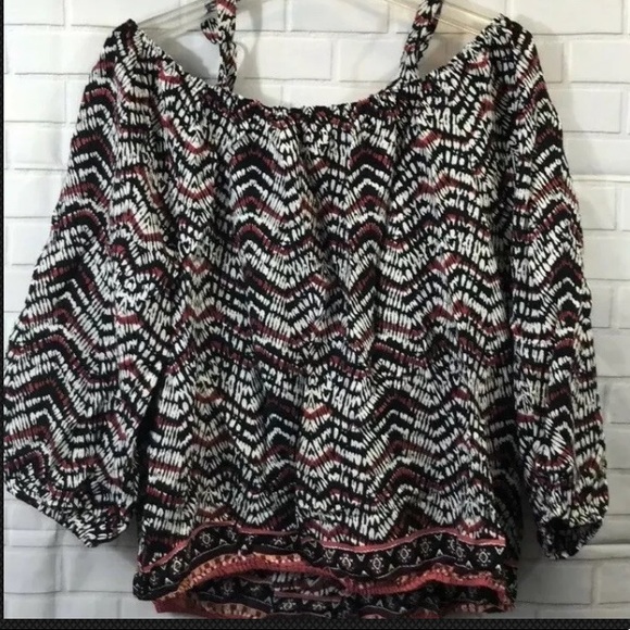 Sanctuary Multicolored Tori Chevron Cold Shoulders Top Womens XL NEW - Picture 2 of 6